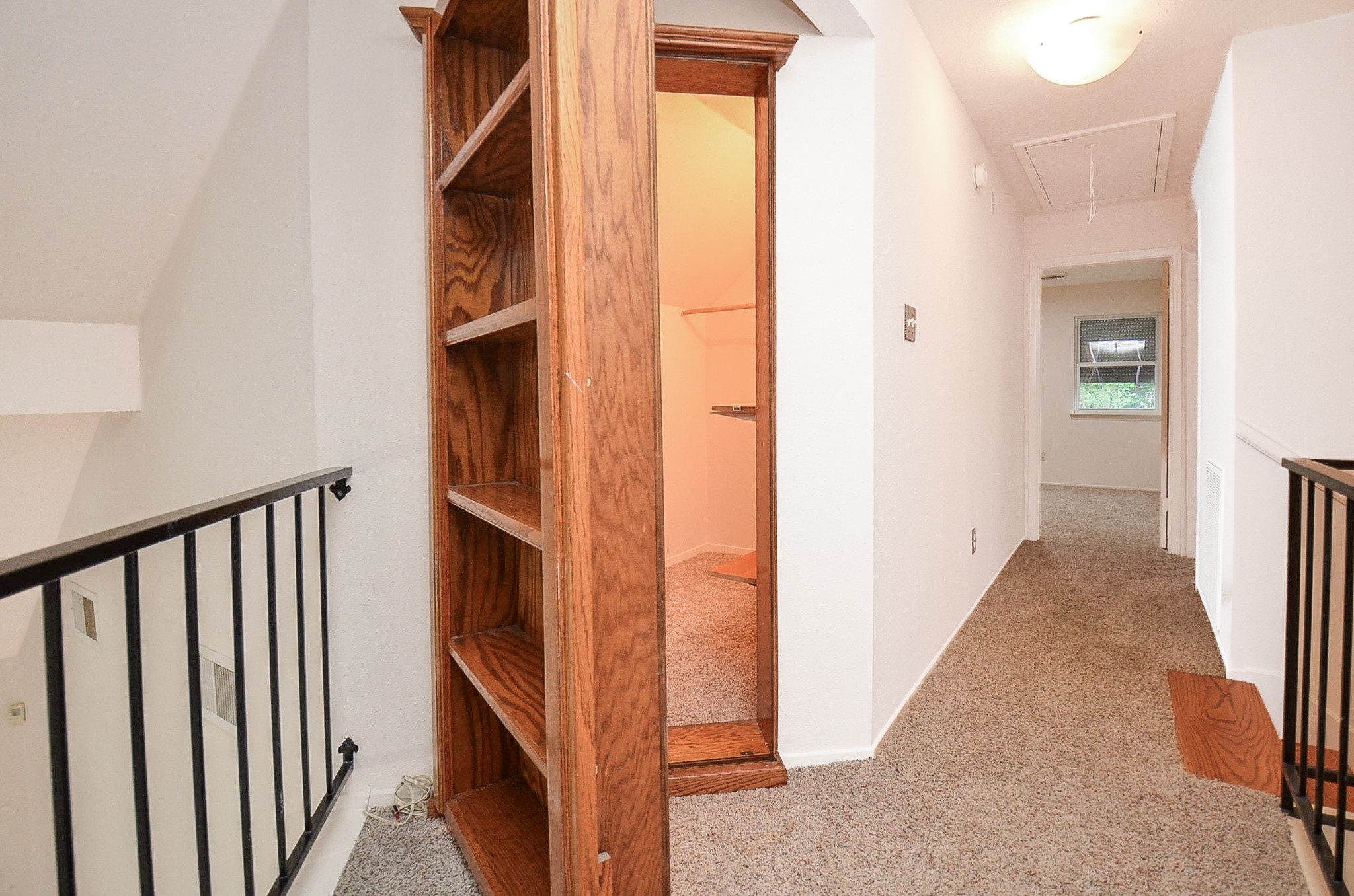2102 Landcircle Court photo 18