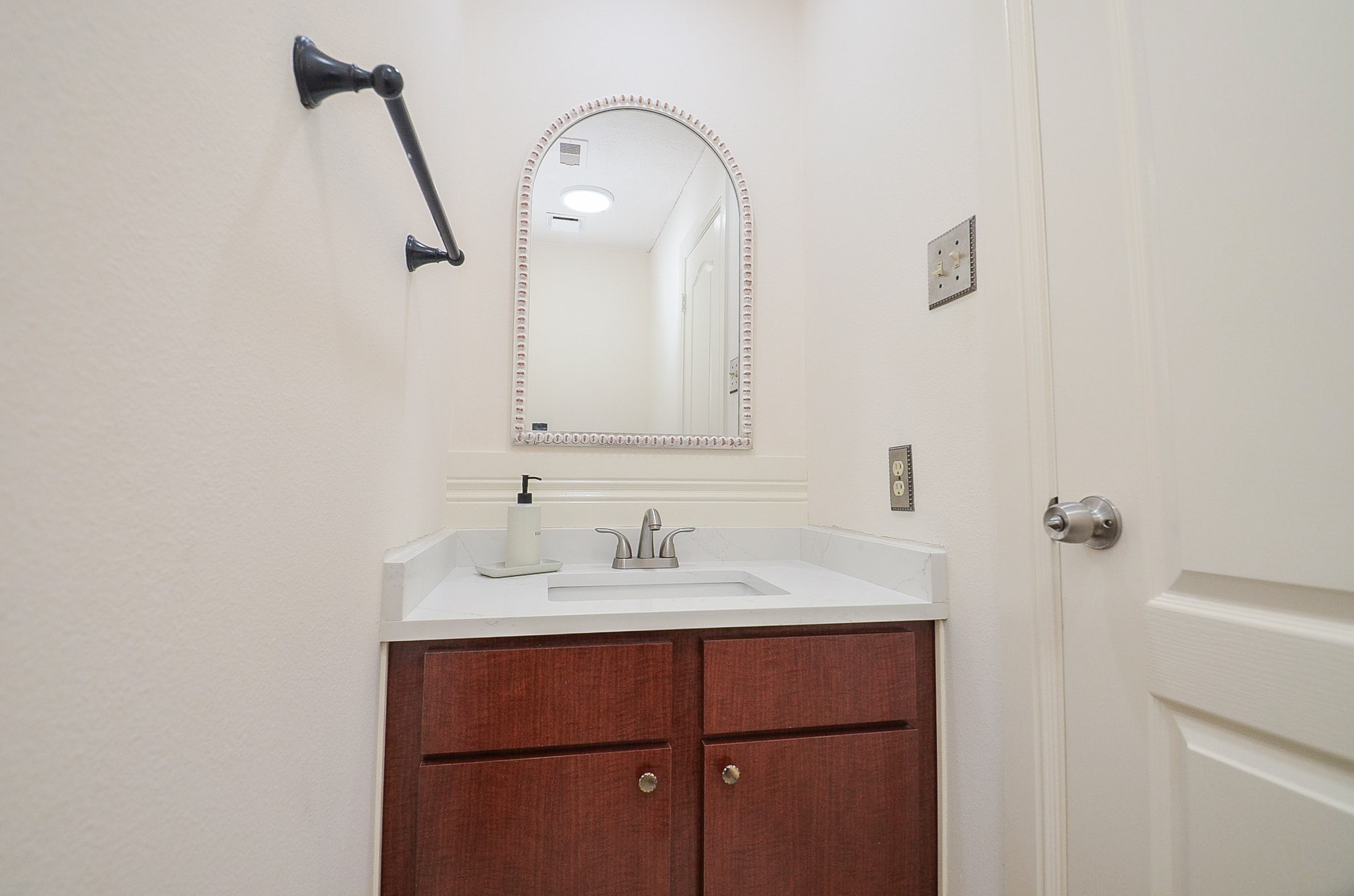 2102 Landcircle Court photo 23