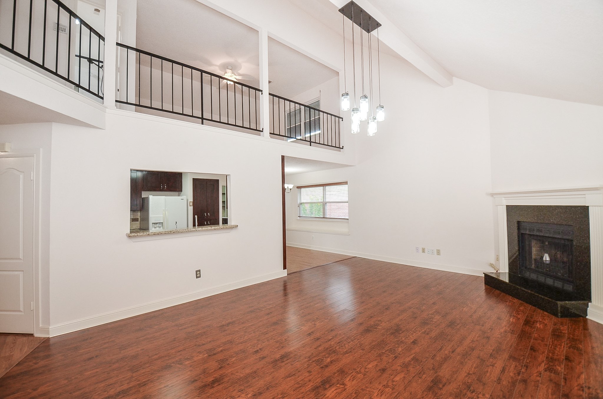 2102 Landcircle Court photo 4