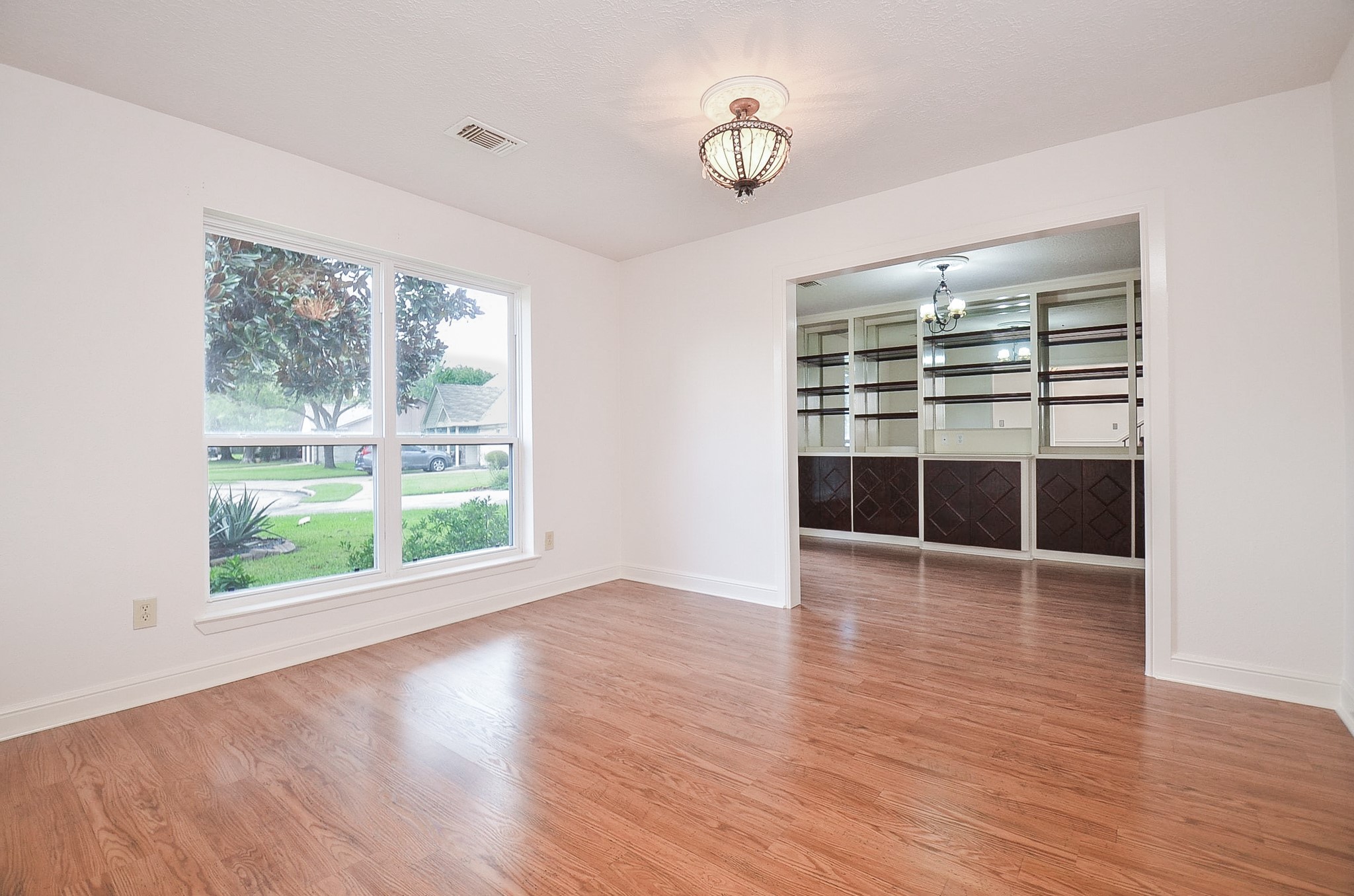 2102 Landcircle Court photo 6