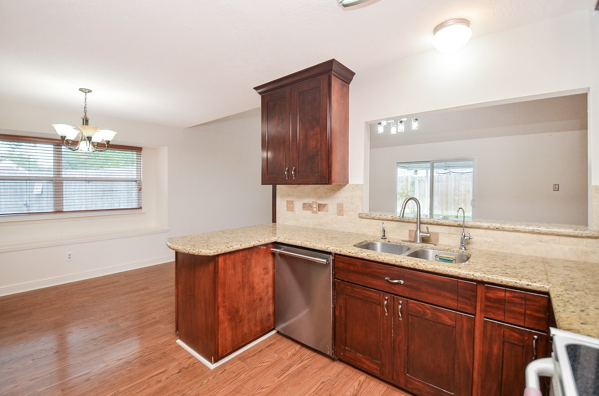 2102 Landcircle Court photo 9