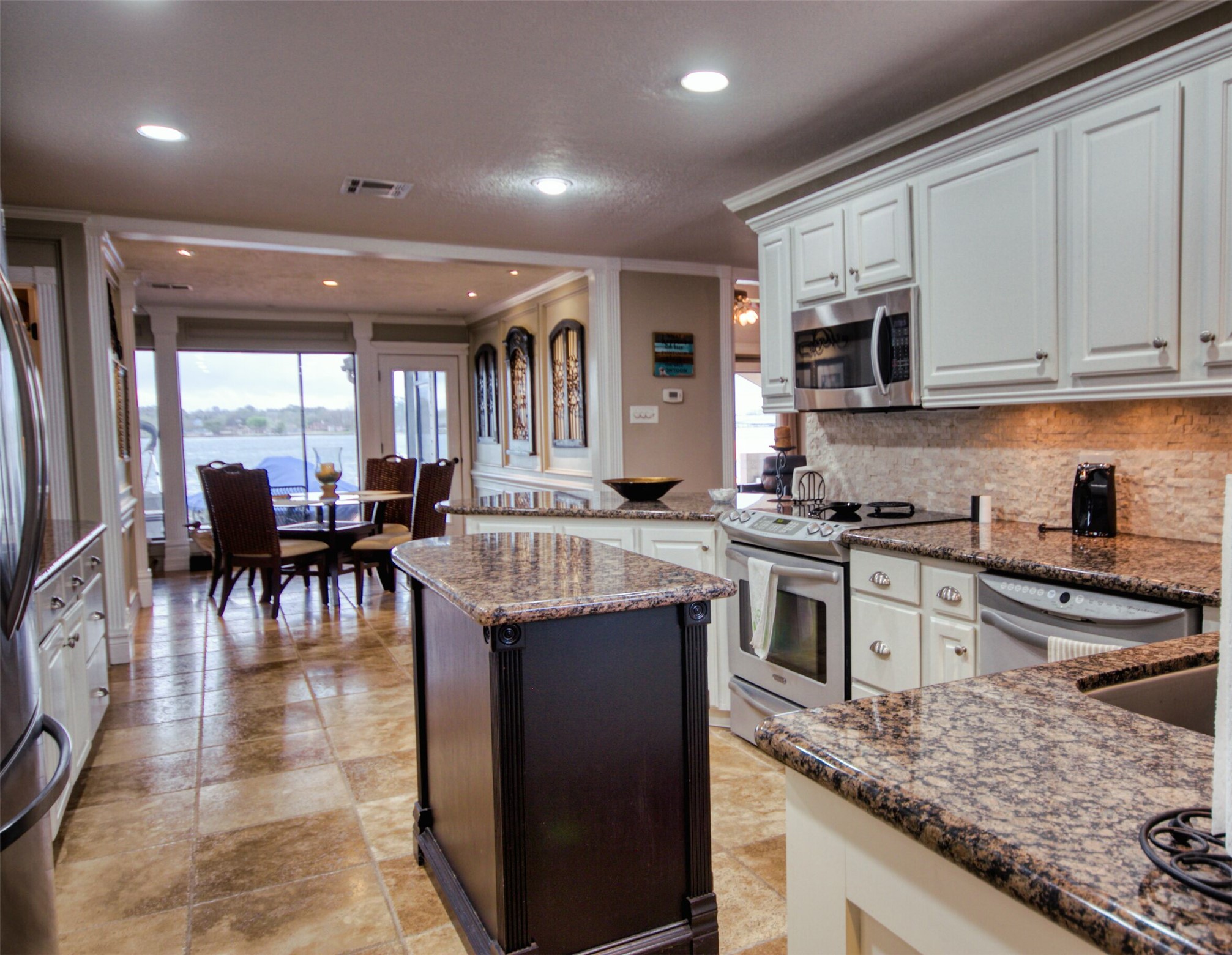 12618 Pelican Boulevard photo 18