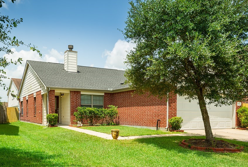 29235 Legends Hill Drive photo 2