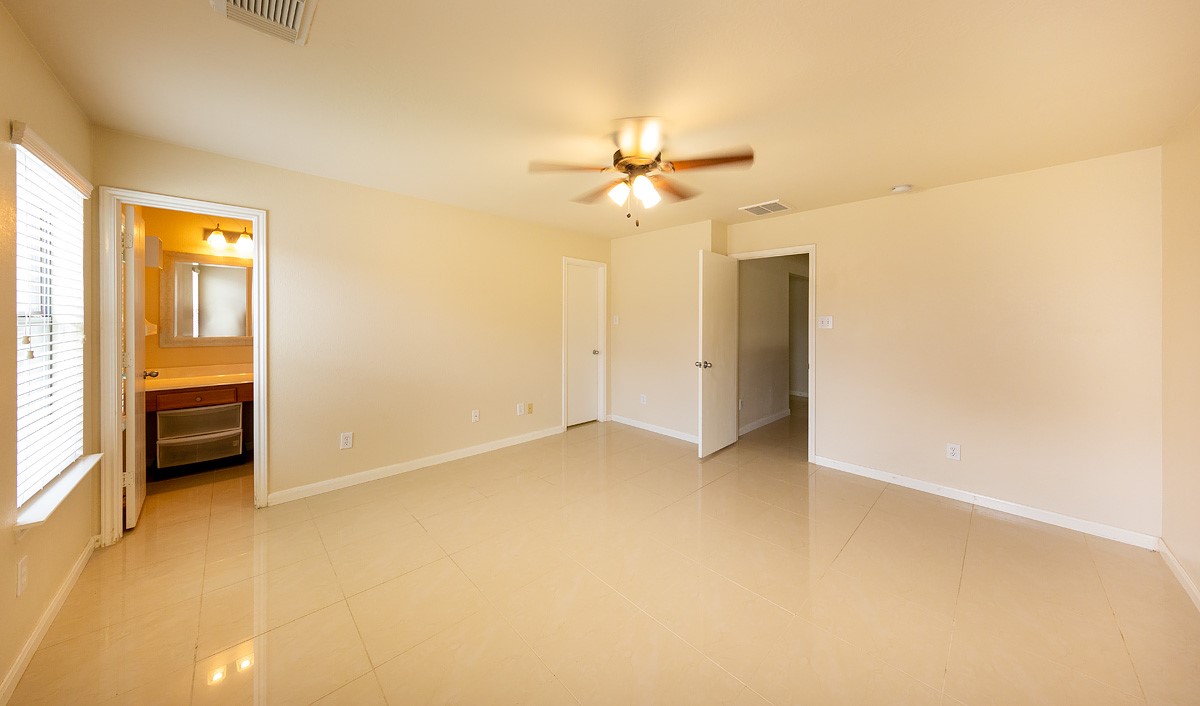 29235 Legends Hill Drive photo 11