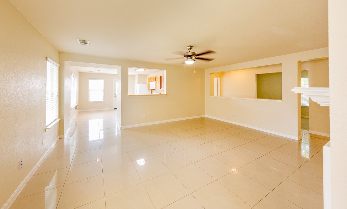 29235 Legends Hill Drive photo 4