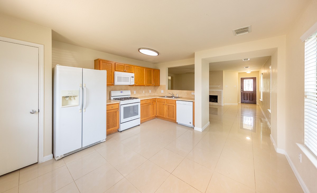 29235 Legends Hill Drive photo 8