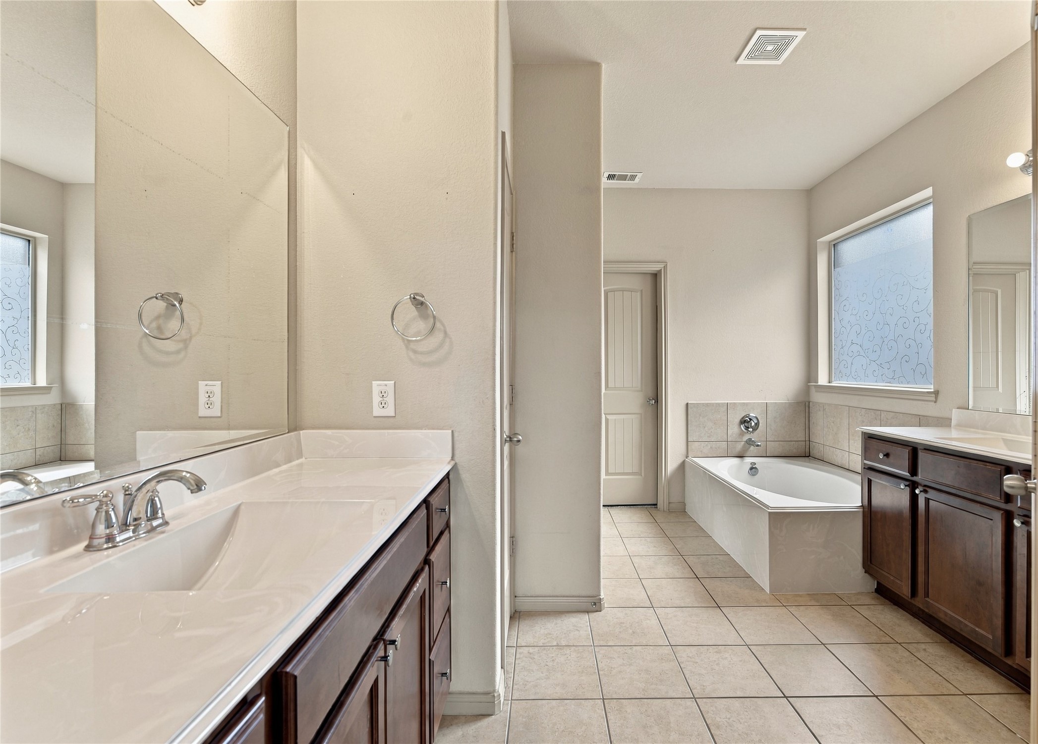 6531 Magellan Manor Drive photo 16