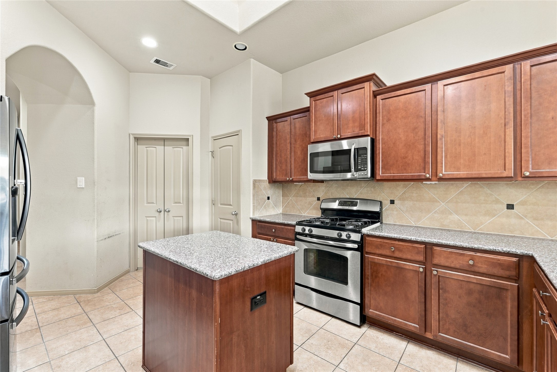 6531 Magellan Manor Drive photo 8