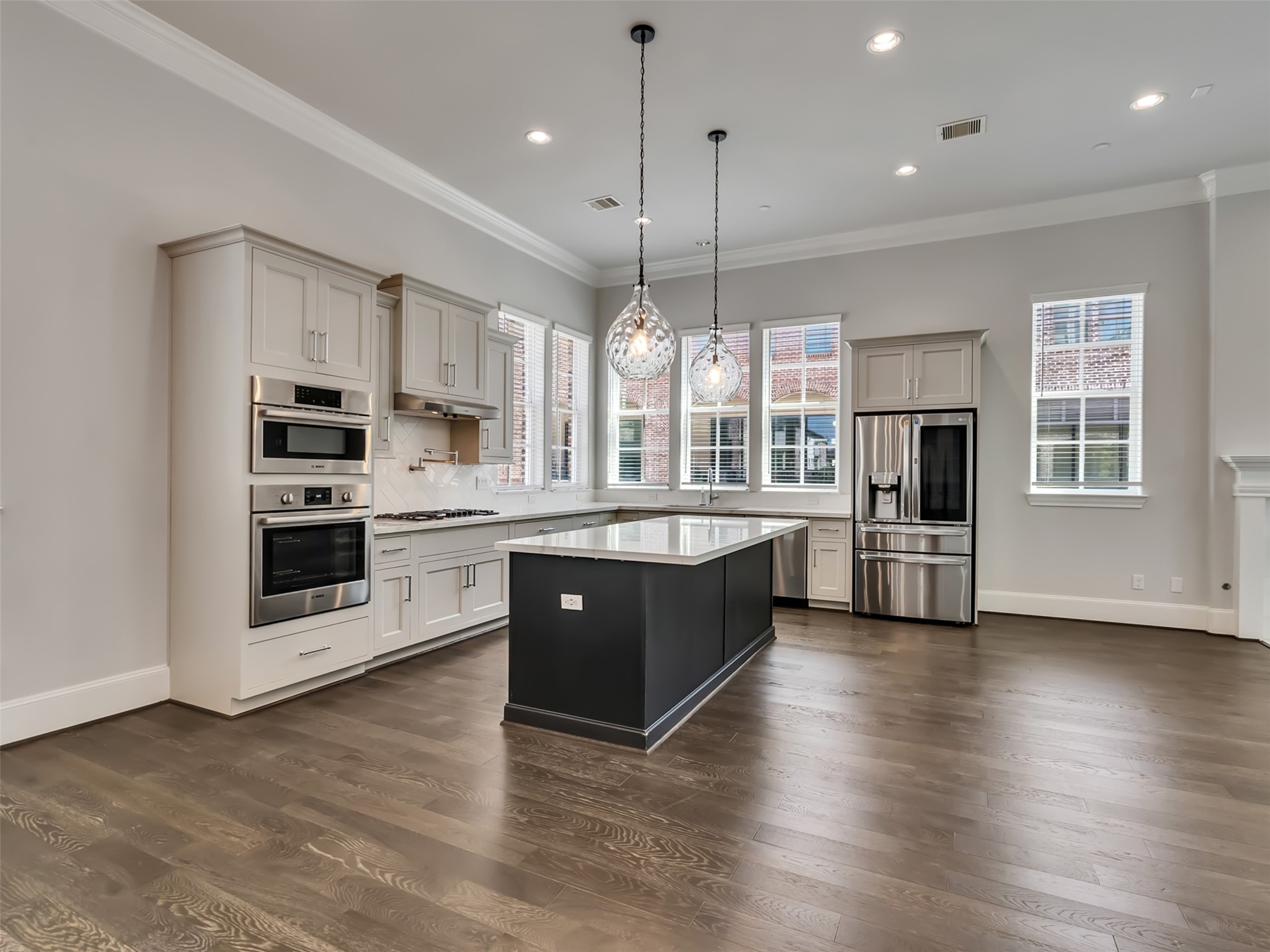6014 Matthew Oaks Place photo 22