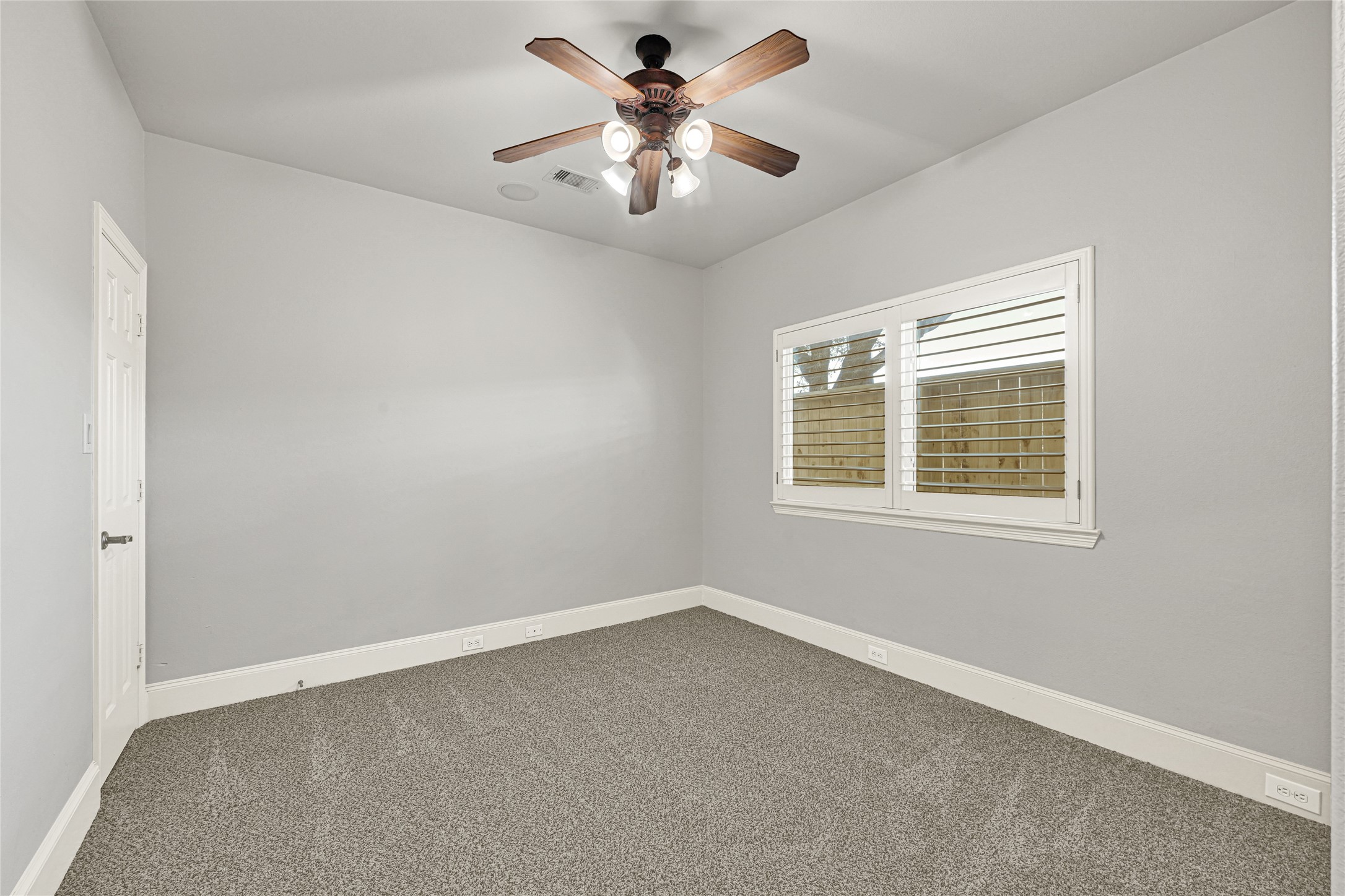5206 Washington Avenue photo 22