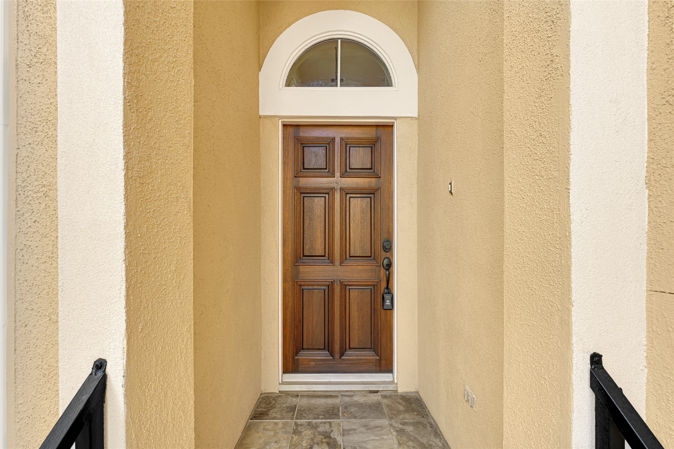 5206 Washington Avenue photo 6