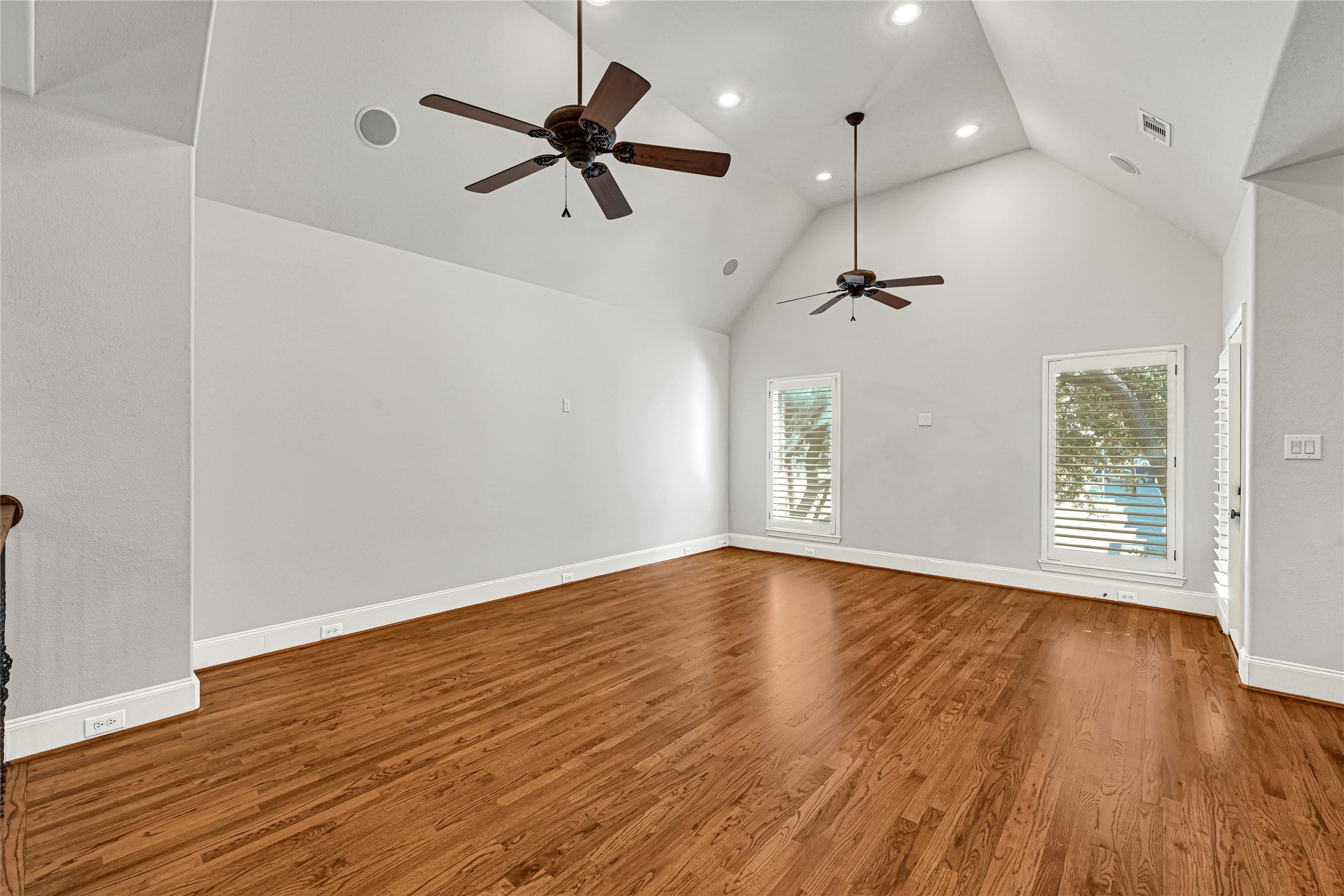 5206 Washington Avenue photo 9