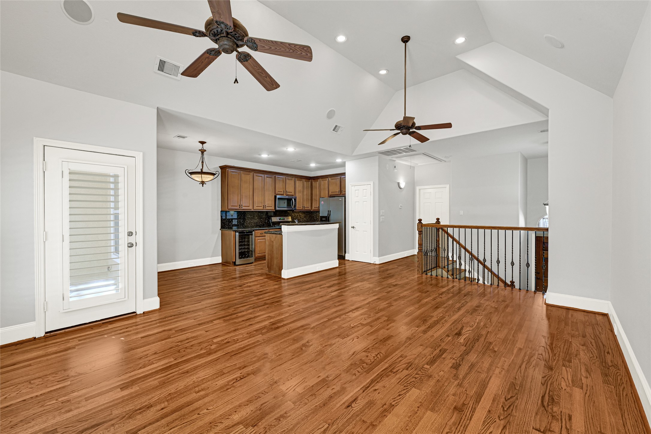 5206 Washington Avenue photo 10