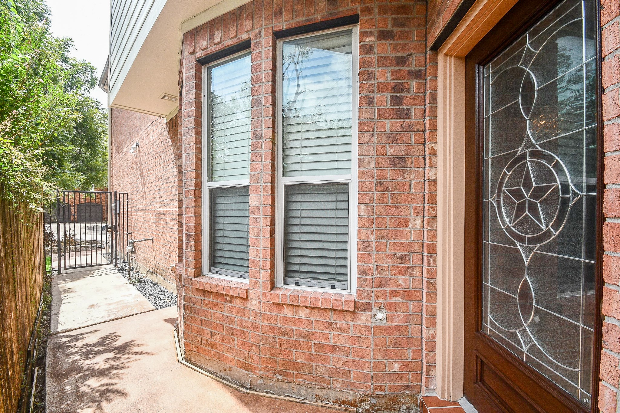 4222 Childress Street photo 3