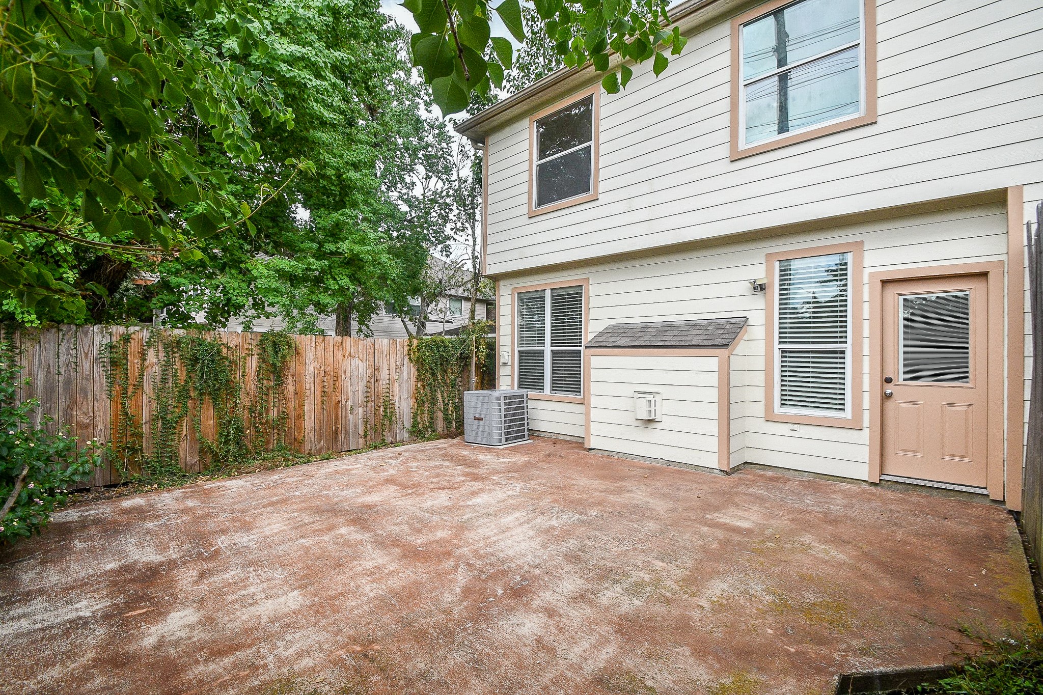 4222 Childress Street photo 39