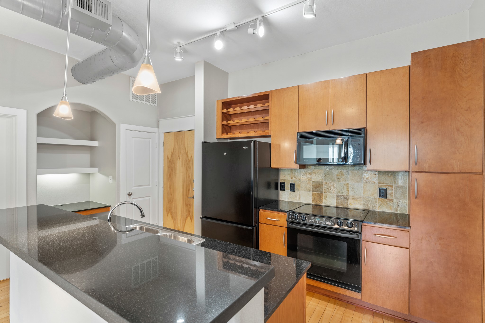 1901 Post Oak Boulevard 4507 photo 5