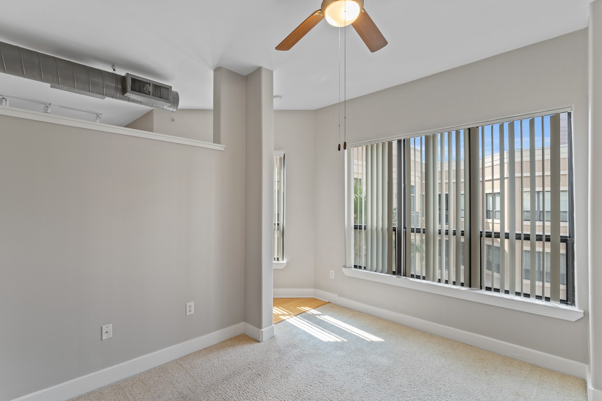 1901 Post Oak Boulevard 4507 photo 10