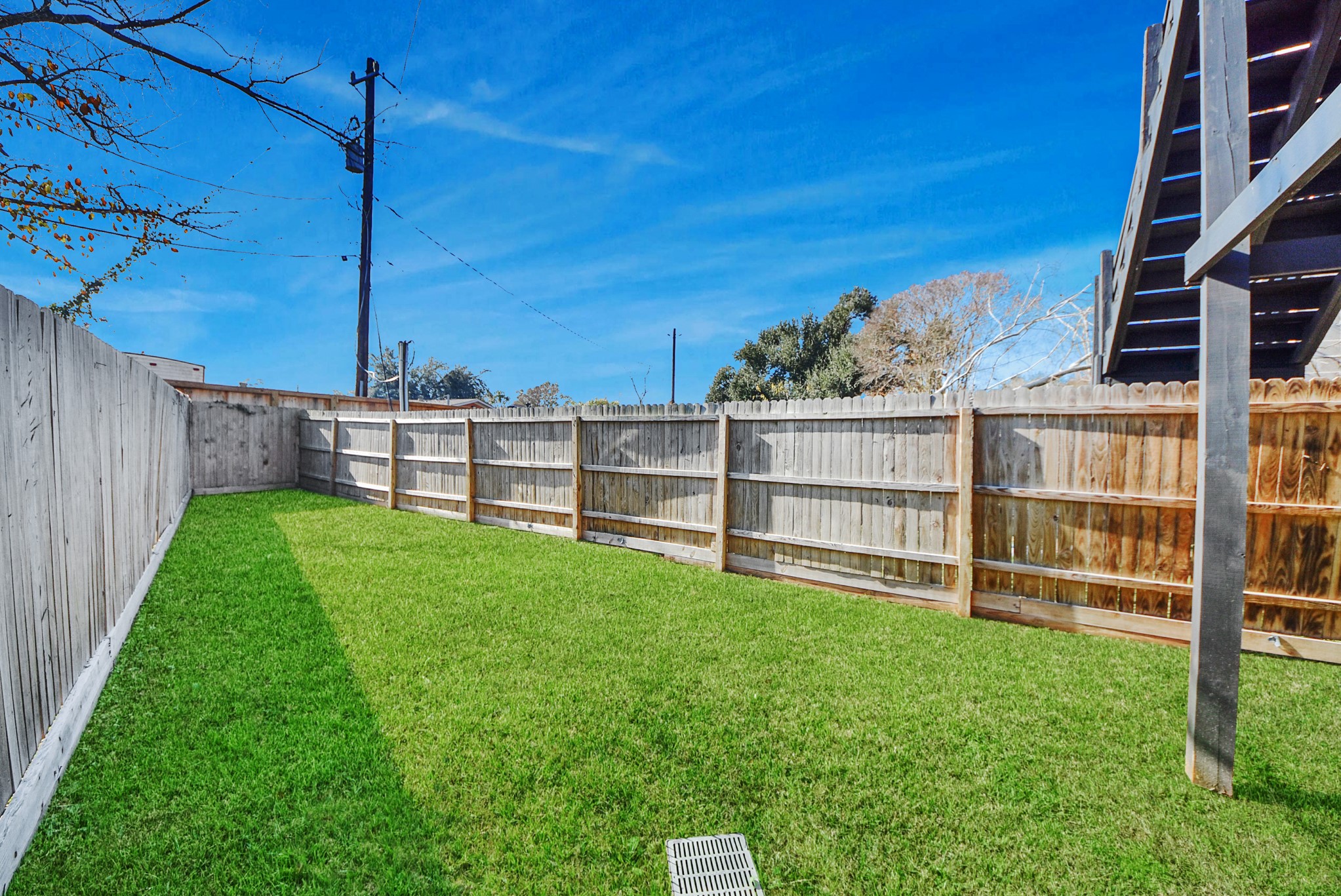 618 Maple Way A/B photo 23