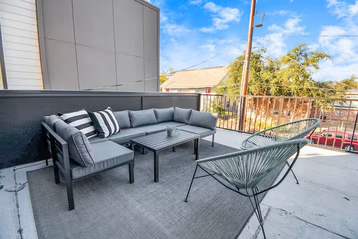 2520 Rosalie Street photo 37