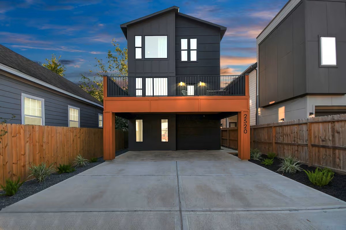 2520 Rosalie Street photo 49