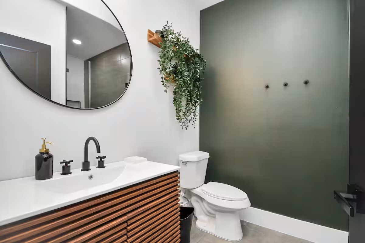 2520 Rosalie Street photo 9