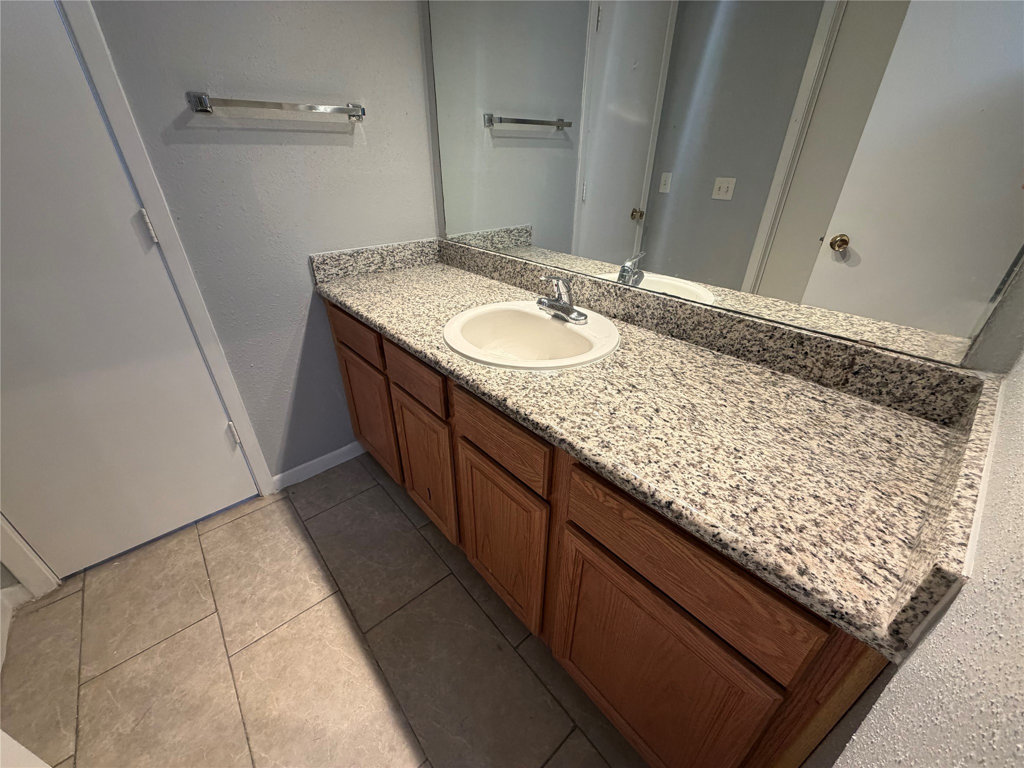 10110 Forum West Drive 224 photo 8