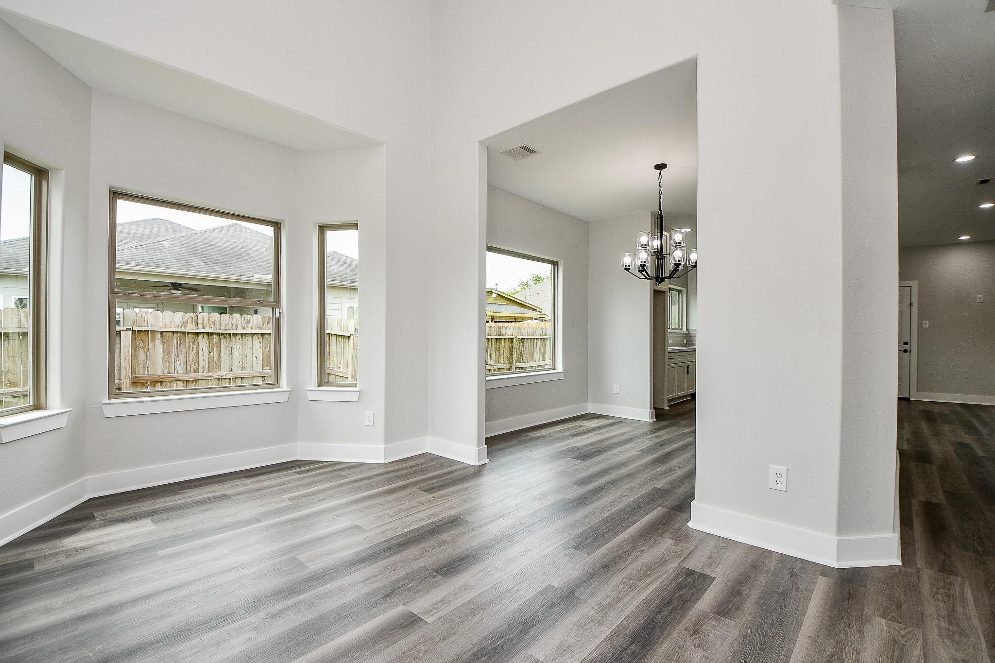 3337 Shelby Circle photo 3