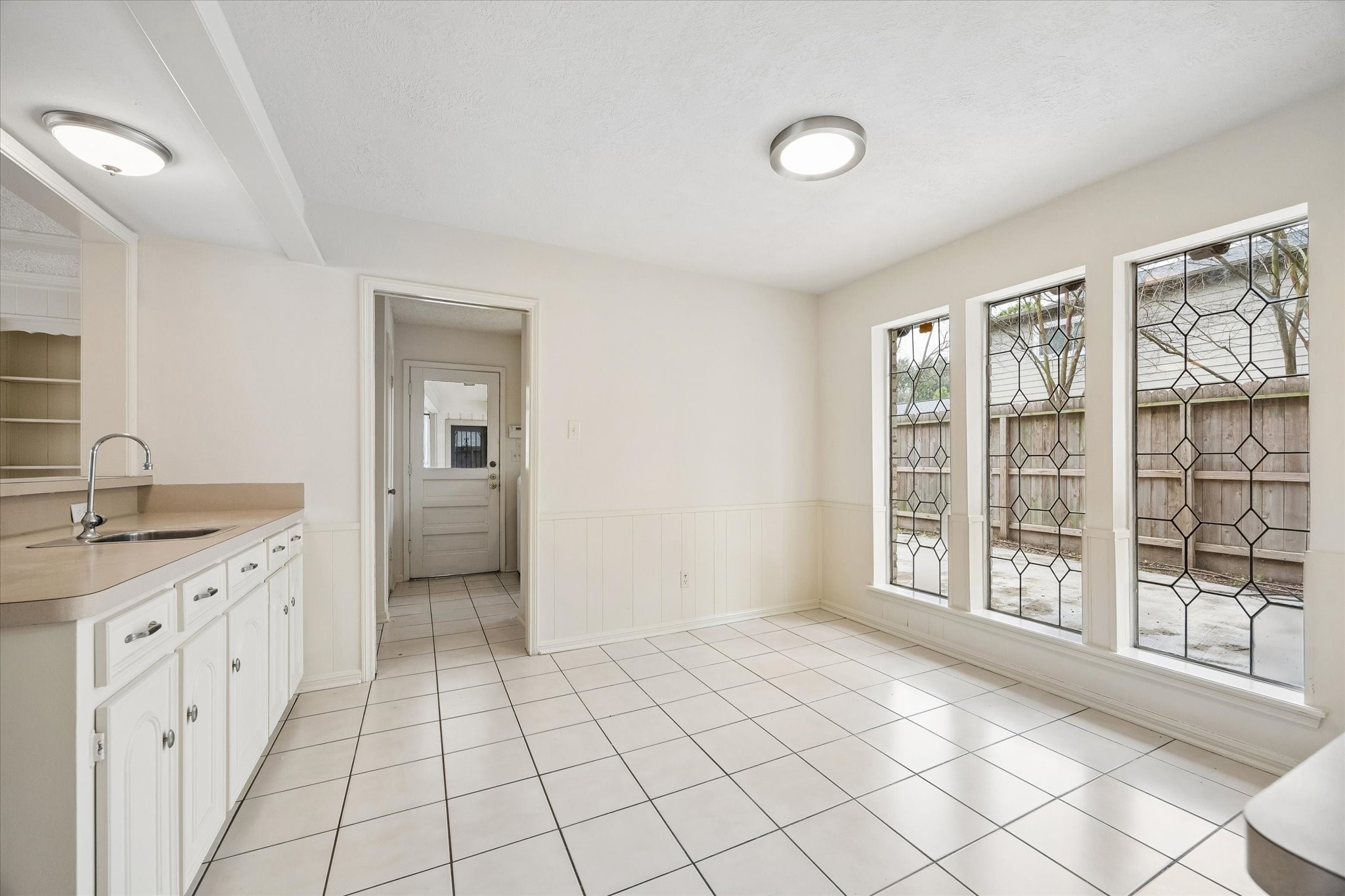 10835 Cranbrook Road photo 14
