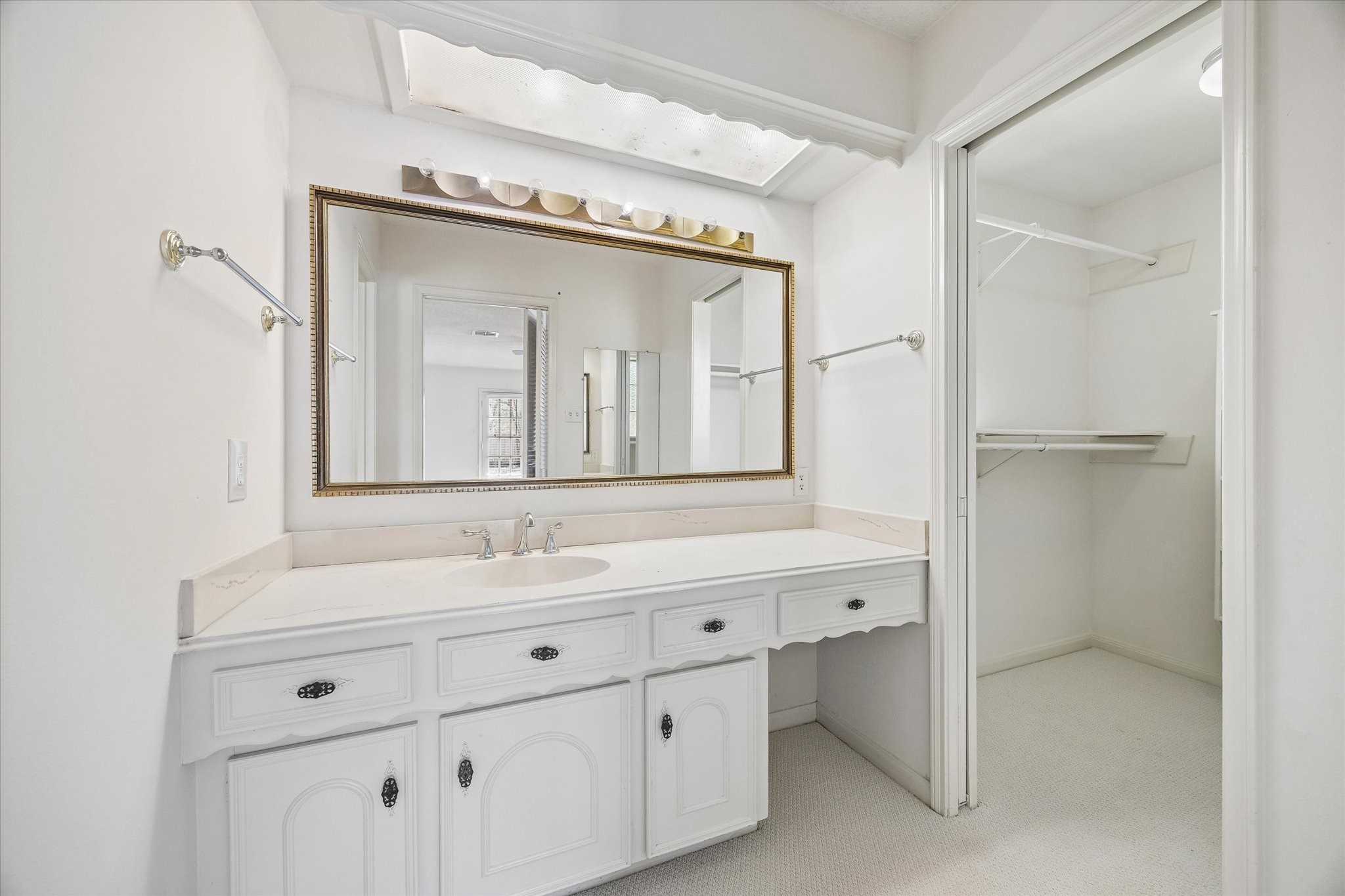 10835 Cranbrook Road photo 20