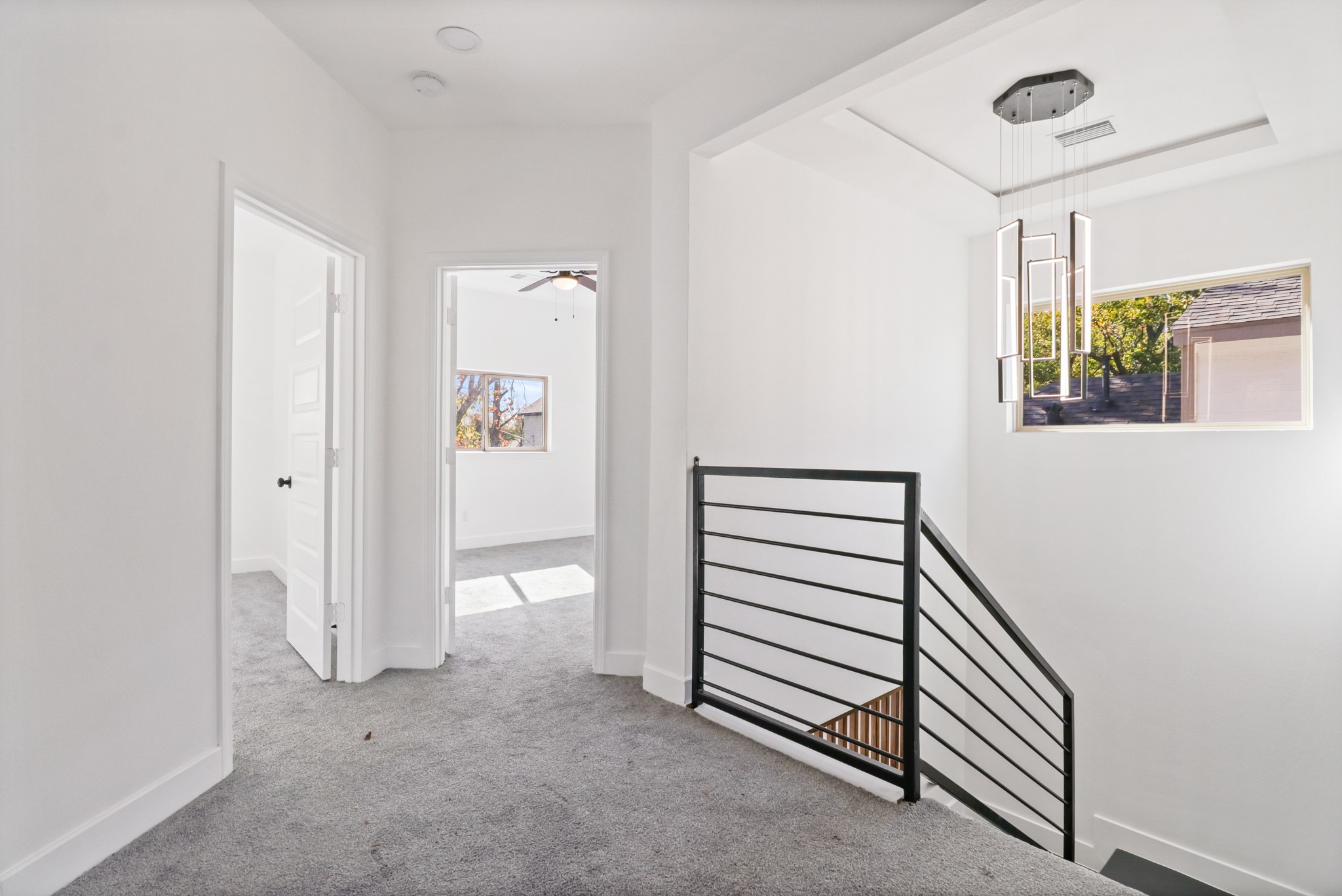 8046 Chateau Street photo 24